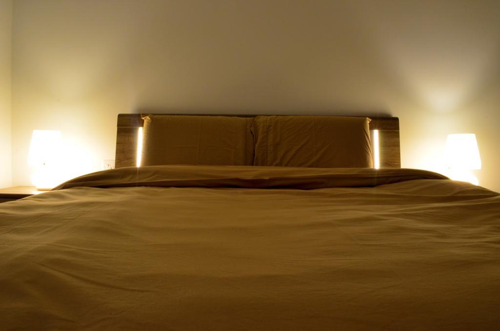 Hepburn Holiday Apartment บีร์เซบบูจา ภายนอก รูปภาพ